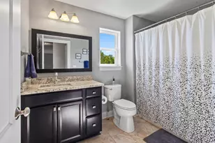 W229N4328 Baker Ct, Pewaukee, WI 53072 - Photo 24