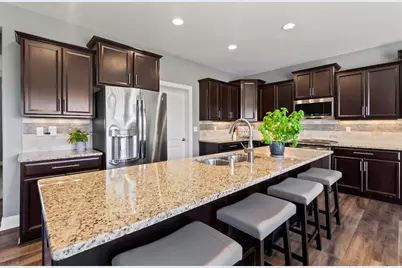 W229N4328  Baker Ct, Pewaukee, WI 53072 - Photo 14