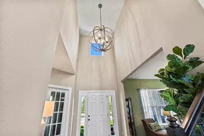 W229N4328  Baker Ct, Pewaukee, WI 53072 - Photo 4