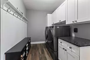 W229N4328 Baker Ct, Pewaukee, WI 53072 - Photo 32