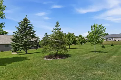W203N16151  Pin Oak Cir, Jackson, WI 53037 - Photo 22