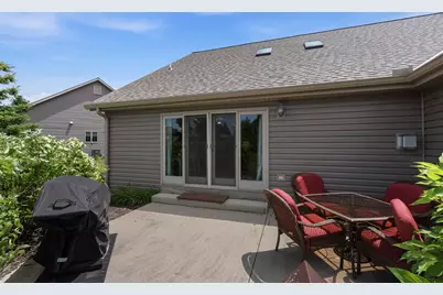 W203N16151  Pin Oak Cir, Jackson, WI 53037 - Photo 20