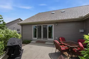 W203N16151 Pin Oak Cir, Jackson, WI 53037 - Photo 20