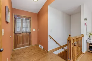 W276S4440 Elk Valley Ct, Waukesha, WI 53189 - Photo 14