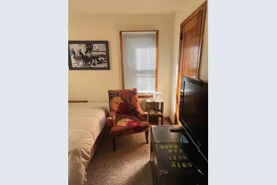 2027 N Cambridge Ave, Milwaukee, WI 53202 - Photo 10