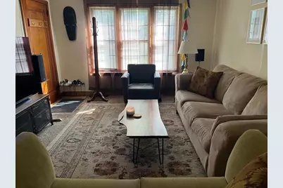 2027 N Cambridge Ave, Milwaukee, WI 53202 - Photo 4
