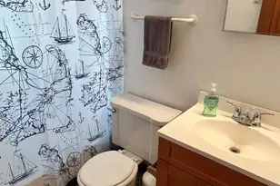 2027 N Cambridge Ave, Milwaukee, WI 53202 - Photo 6