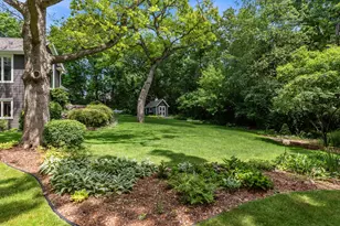 W279N5280 Hanover Hill Ct, Lisbon, WI 53089 - Photo 8