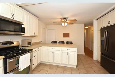 1215 W Kay St, Whitewater, WI 53190 - Photo 8