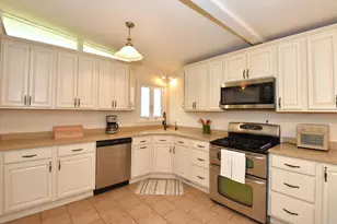 1215 W Kay St, Whitewater, WI 53190 - Photo 6