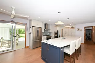 S43W22111 Beeheim Rd, Waukesha, WI 53189 - Photo 6