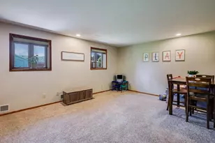 5033 Brookfield Cir, Manitowoc, WI 54220 - Photo 20