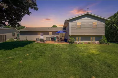 5033  Brookfield Cir, Manitowoc, WI 54220 - Photo 52