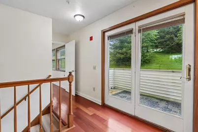 325  Kristin Ct, Brookfield, WI 53045 - Photo 10