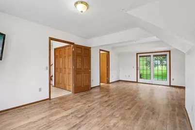325  Kristin Ct, Brookfield, WI 53045 - Photo 42