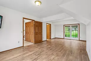 325 Kristin Ct, Brookfield, WI 53045 - Photo 42