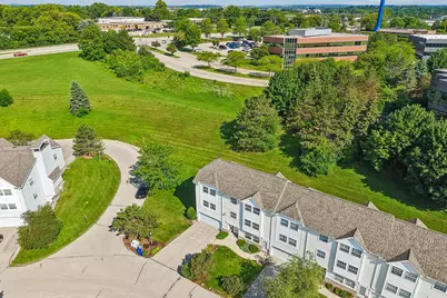 325  Kristin Ct, Brookfield, WI 53045 - Photo 48