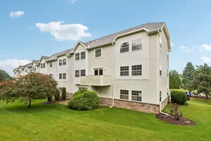325 Kristin Ct, Brookfield, WI 53045 - Photo 40