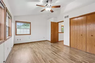 325 Kristin Ct, Brookfield, WI 53045 - Photo 38