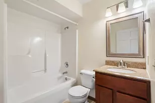 325 Kristin Ct, Brookfield, WI 53045 - Photo 18