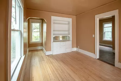 1238 N 34th St, Milwaukee, WI 53208 - Photo 4