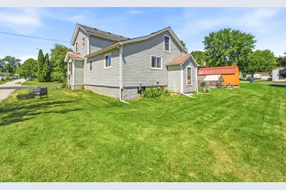 401 W Water St, Cascade, WI 53011 - Photo 26