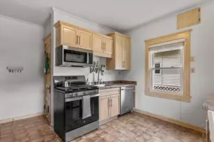 3416 S Delaware Ave, Milwaukee, WI 53207 - Photo 14