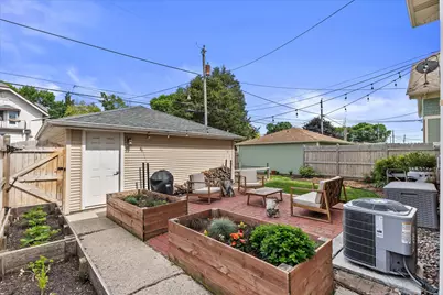 3416 S Delaware Ave, Milwaukee, WI 53207 - Photo 24
