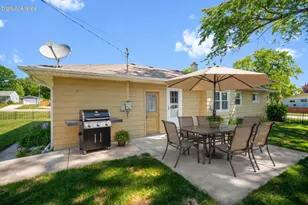 N86W17451 Joss Pl, Menomonee Falls, WI 53051 - Photo 4