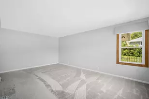N86W17451 Joss Pl, Menomonee Falls, WI 53051 - Photo 8