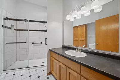 15661 W Ridge Rd, New Berlin, WI 53151 - Photo 18