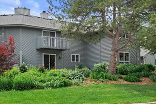 15661 W Ridge Rd, New Berlin, WI 53151 - Photo 28