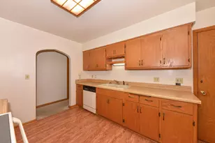 3426 E Whittaker Ave, Cudahy, WI 53110 - Photo 18