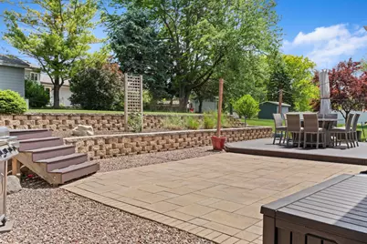 8140 S Waring Dr, Oak Creek, WI 53154 - Photo 38
