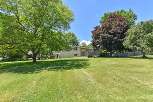 W154N8105 Elm Ln, Menomonee Falls, WI 53051 - Photo 22