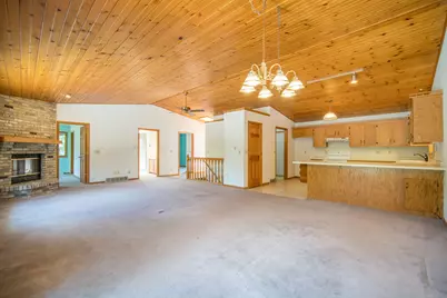 2315  Chestnut St #2317, West Bend, WI 53095 - Photo 10