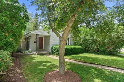 4913 N Navajo Ave, Glendale, WI 53217 - Photo 2