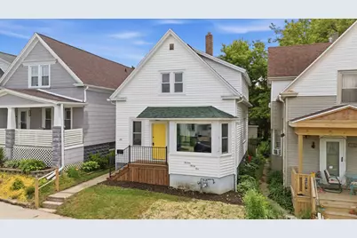 1321  Monroe Ave, South Milwaukee, WI 53172 - Photo 2
