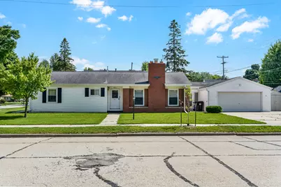 601  Isabelle Ave, Racine, WI 53402 - Photo 2