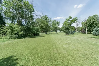 1410  Davis St, Watertown, WI 53098 - Photo 6