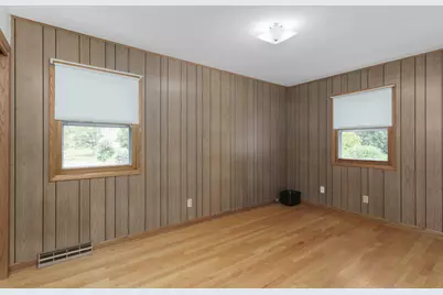 1410  Davis St, Watertown, WI 53098 - Photo 22