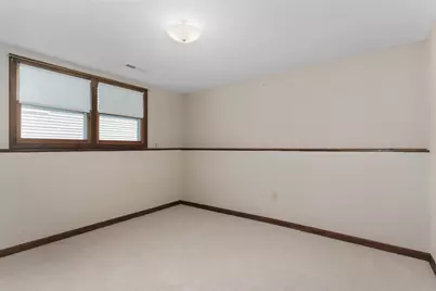 1410  Davis St, Watertown, WI 53098 - Photo 26