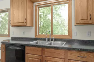1410 Davis St, Watertown, WI 53098 - Photo 16