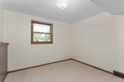 1410  Davis St, Watertown, WI 53098 - Photo 28