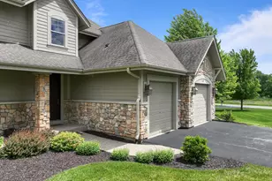 642 Eagleton Dr, Geneva, WI 53147 - Photo 52