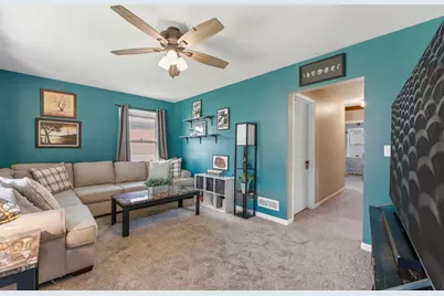 2621  Gilson St, Racine, WI 53403 - Photo 2