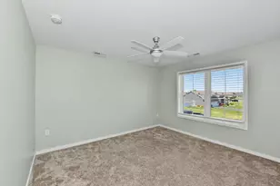 3184 S Warbler Ct, Beloit, WI 53511 - Photo 30