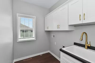 3184 S Warbler Ct, Beloit, WI 53511 - Photo 24