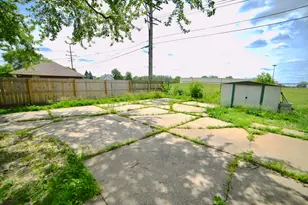 5931 N 84th St, Milwaukee, WI 53225 - Photo 20