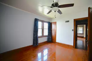 5931 N 84th St, Milwaukee, WI 53225 - Photo 10